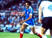 英雄联盟总决赛赛程-印尼队逆转法国队，黄鸭组合点燃赛场