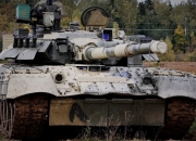 英雄联盟总决赛-绳索与利刃，当战术铁幕与巨星意志决定战场