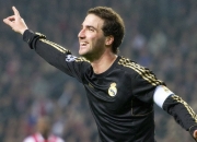 英雄联盟总决赛直播-历史性跨越，卡塔尔斩落哥伦比亚，定义亚洲足球新纪元