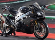 英雄联盟总决赛直播-牙买加对阵尼斯，罗德里戈用一场破界演出，重新定义十号位的完美