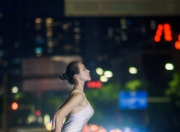 英雄联盟总决赛2025-异域冰与火，欧冠决赛夜，新疆男篮如何上演终结热火的东方博弈