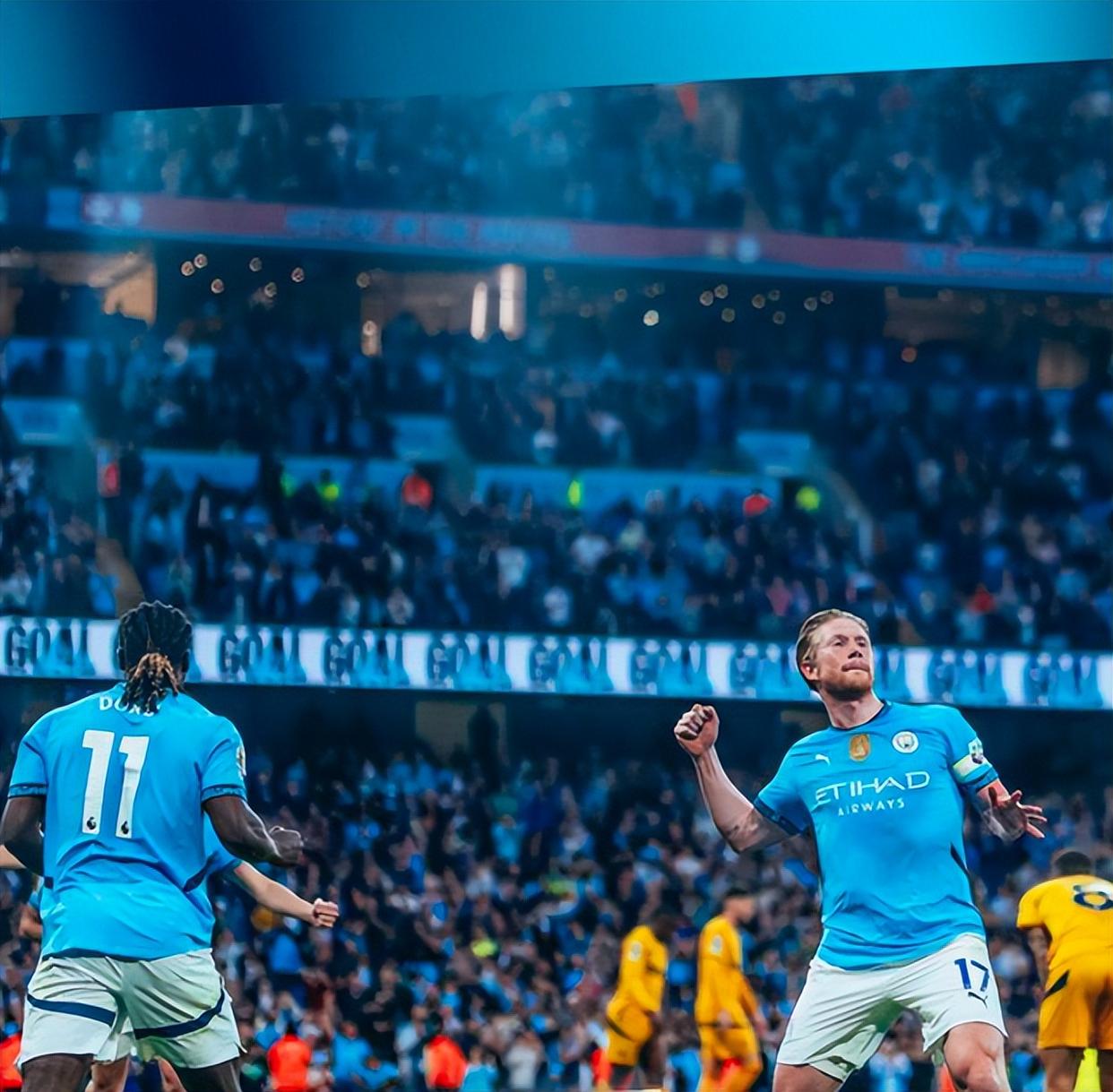 曼城碾压对手,领跑小组第一的简单介绍 曼城碾压对手,领跑小组第一的简单介绍