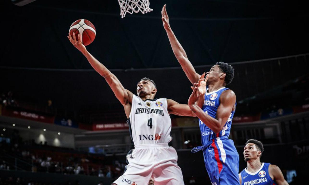 包含巴拿马队在激战中惨遭多米尼加反击的词条 包含巴拿马队在激战中惨遭多米尼加反击的词条