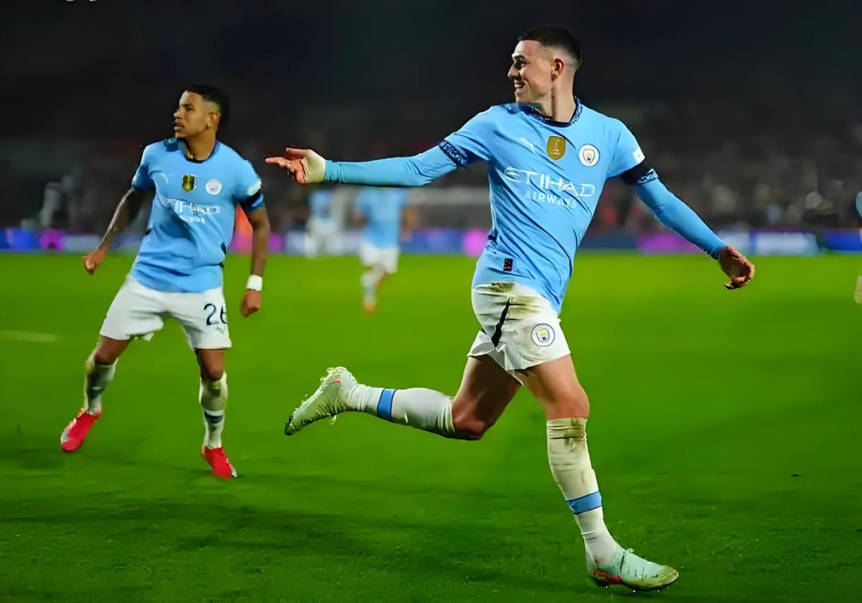 曼城主场告捷,豪取三分领先优势 曼城主场告捷,豪取三分领先优势