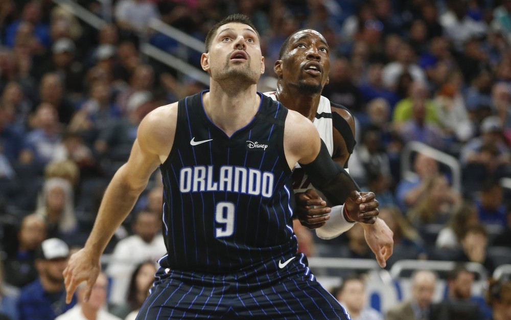 国王轻取勇士,武切维奇高光表现 国王轻取勇士,武切维奇高光表现