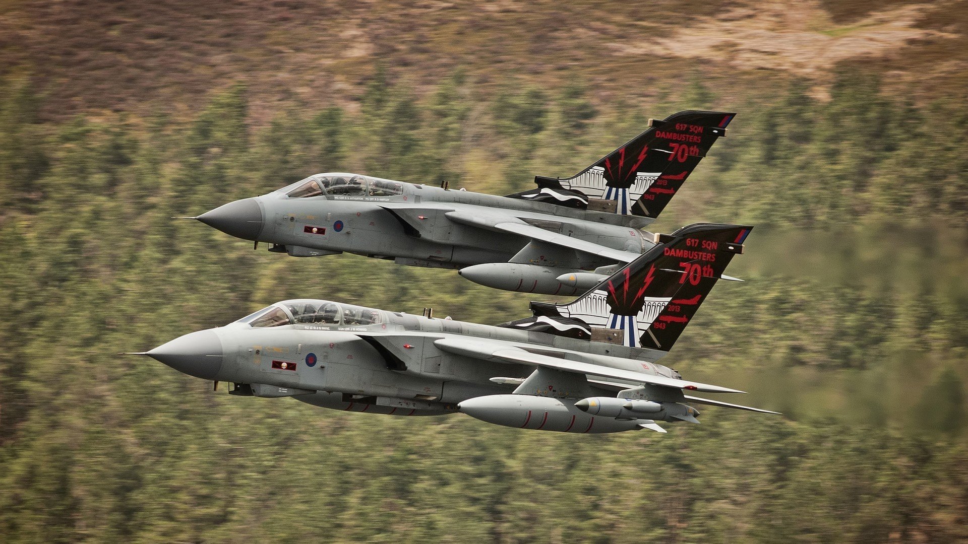 足球周末双线风暴,德甲争冠焦点战与西班牙技术流压制阿森纳