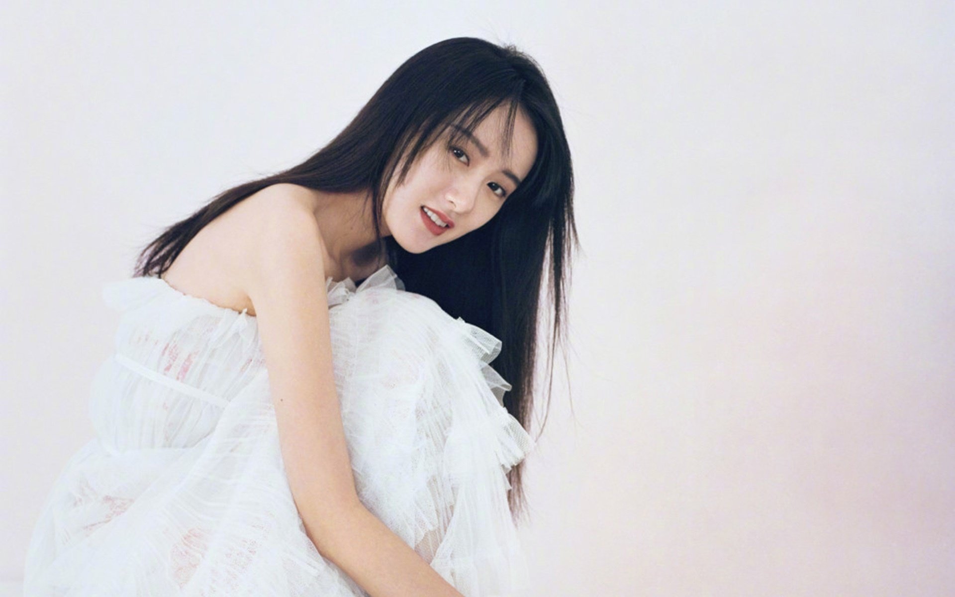 浴血奋战!库里致命绝杀+恩比德伤退,勇士险胜76人赢下世界排名生死战