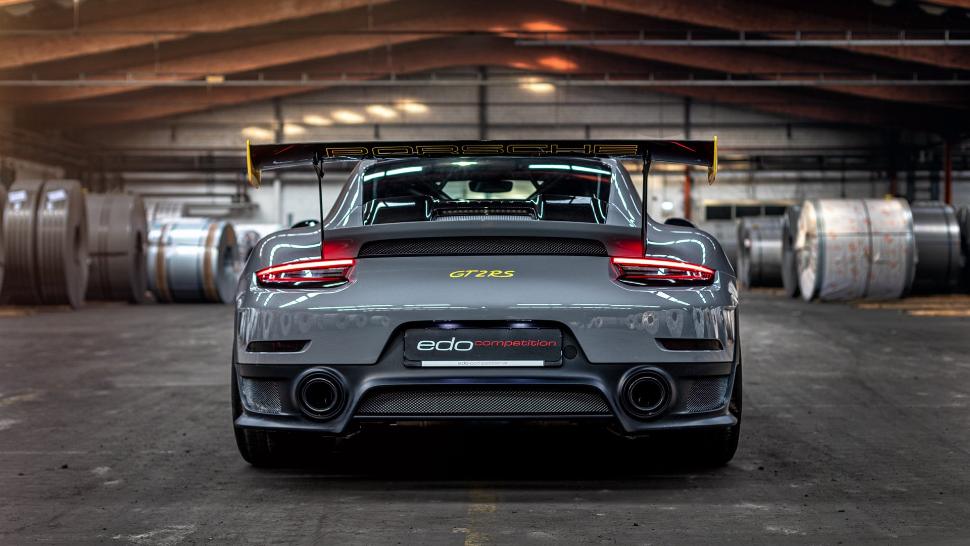 橙色闪电撕裂加泰罗尼亚，荷兰硬汉的蜿蜒心跳之战