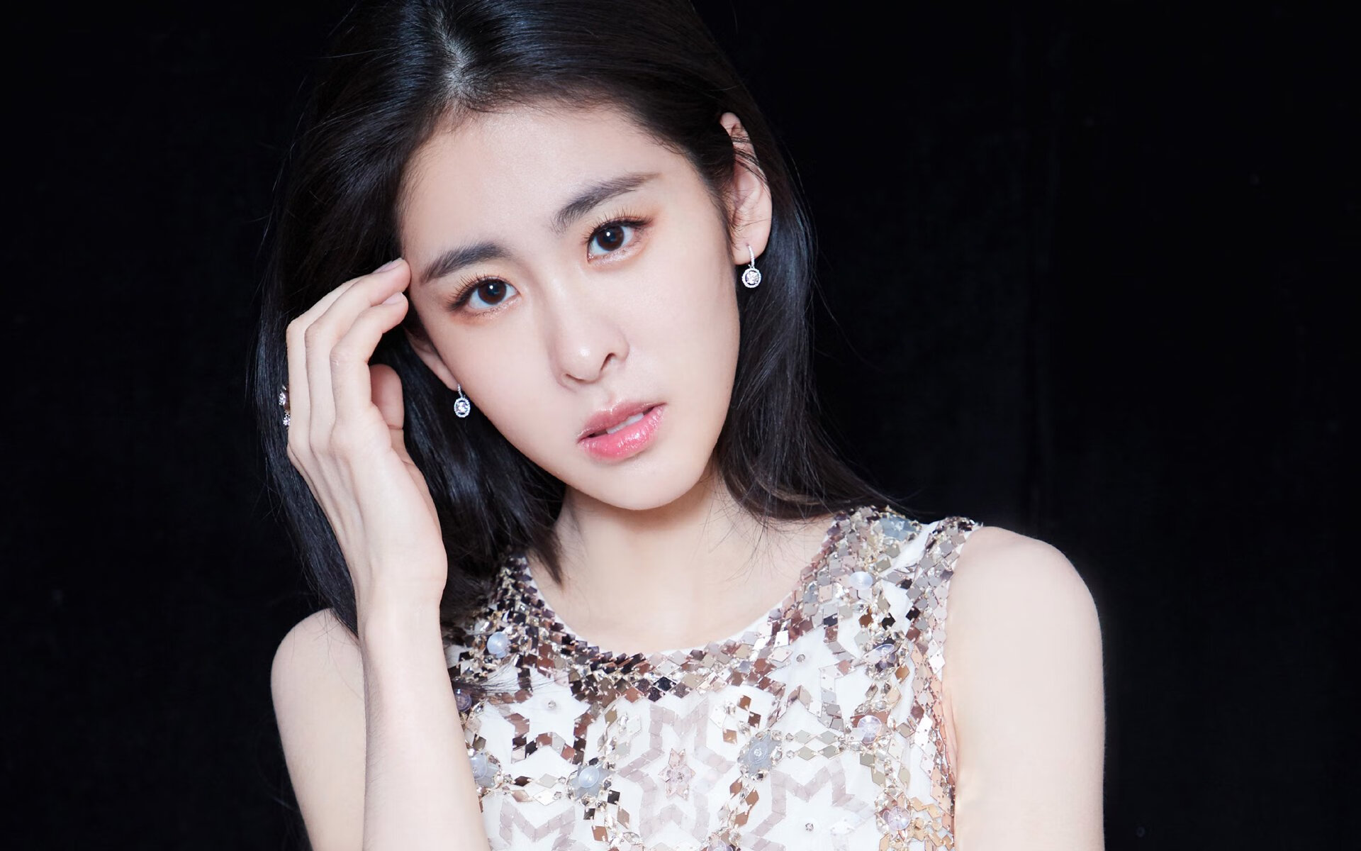 中场教科书，如何用模块化防守切割天才，并释放你的蒂亚戈