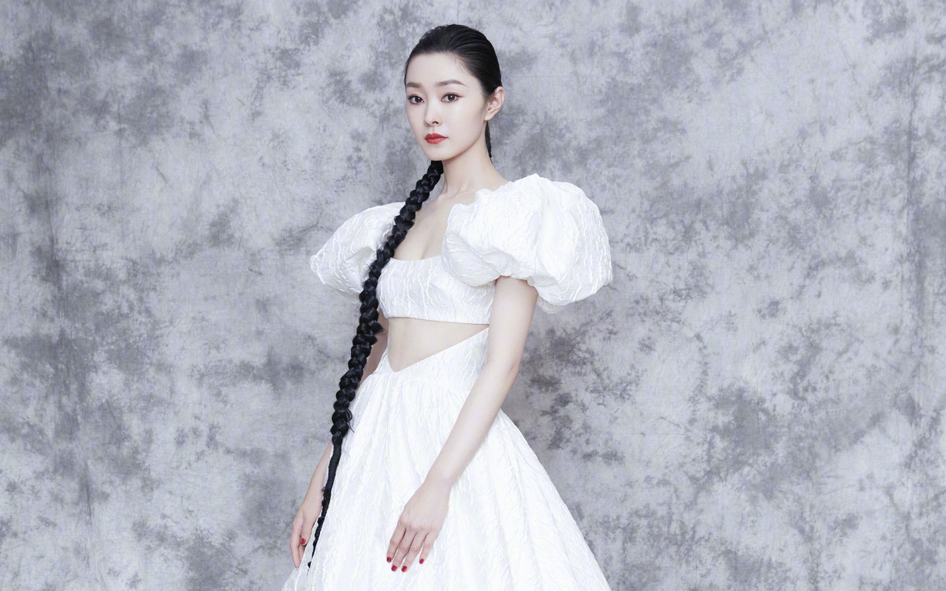 冰川之心逆袭巴黎之夜，素人伊萨克与冰岛神话的再临