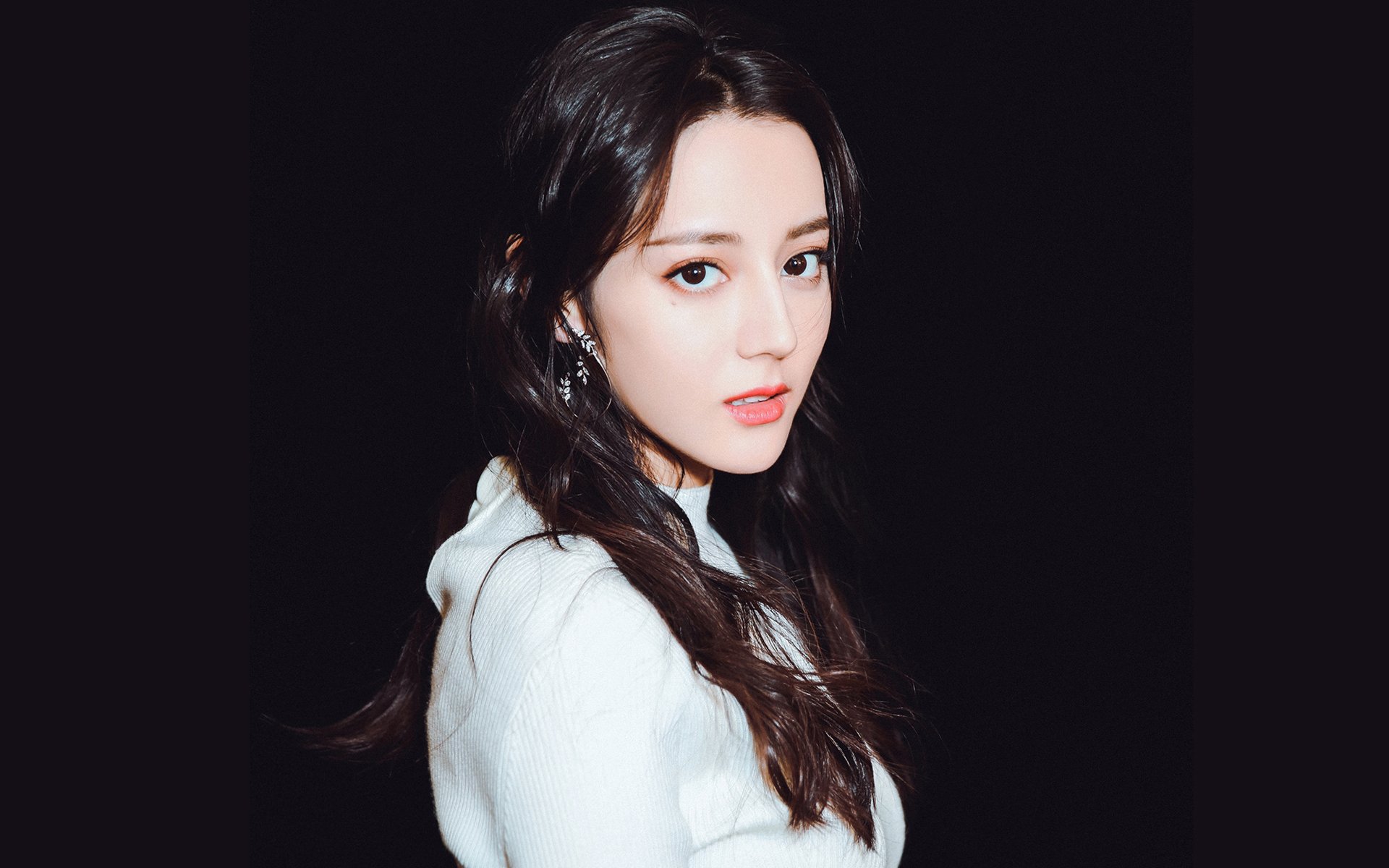 篮球无疆界,虚构巅峰对决,活塞压哨绝杀掀翻十冠王广东